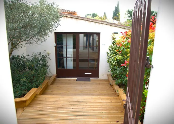 Bed & Breakfast La Dupont D'avignon 4*