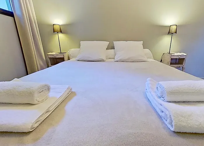 La Dupont D'avignon Bed & Breakfast