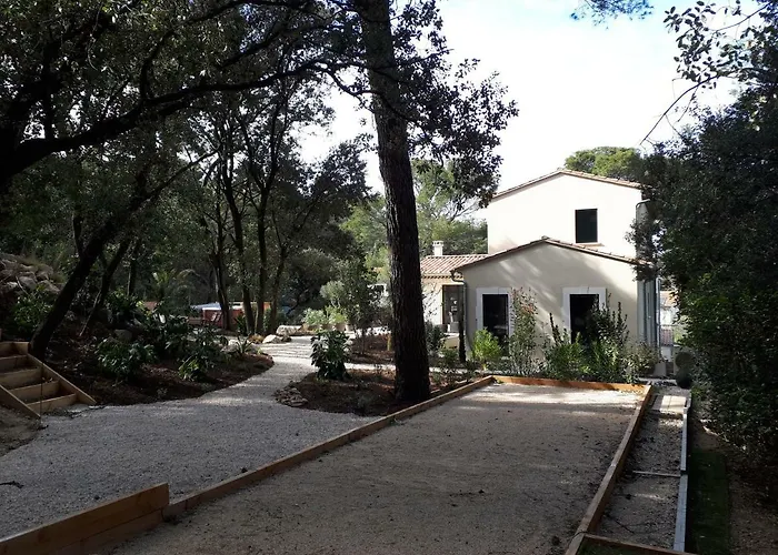 La Dupont D'avignon 4*