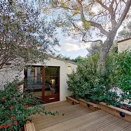 La Dupont D'avignon Bed & Breakfast