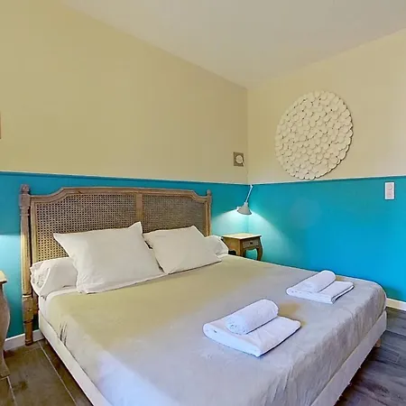 La Dupont D'avignon Oda ve Kahvaltı 4*