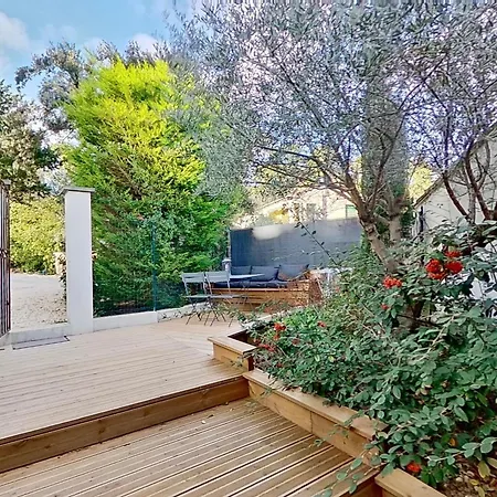 La Dupont D'avignon 4*