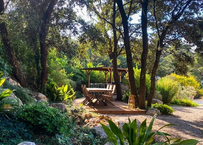La Dupont D'avignon 4* Villeneuve-lès-Avignon